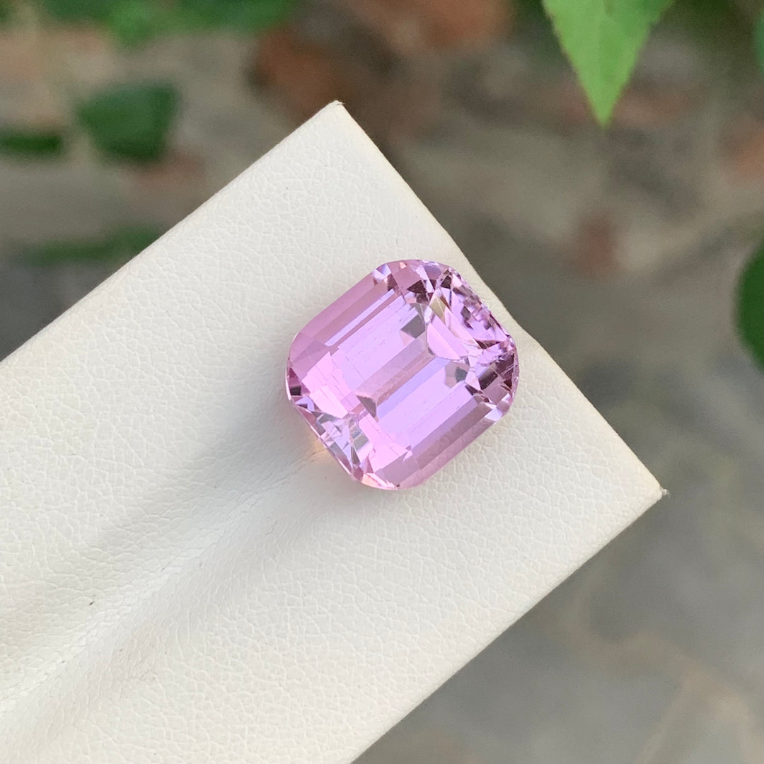 12.85 Carats Cushion Shape Loose Kunzite