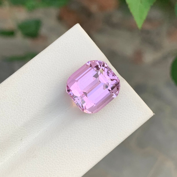 12.85 Carats Cushion Shape Loose Kunzite