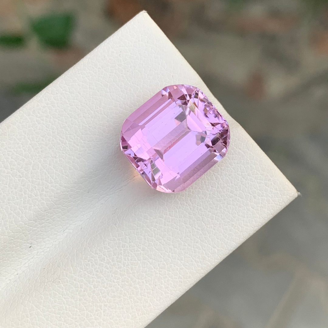 12.85 Carats Cushion Shape Loose Kunzite