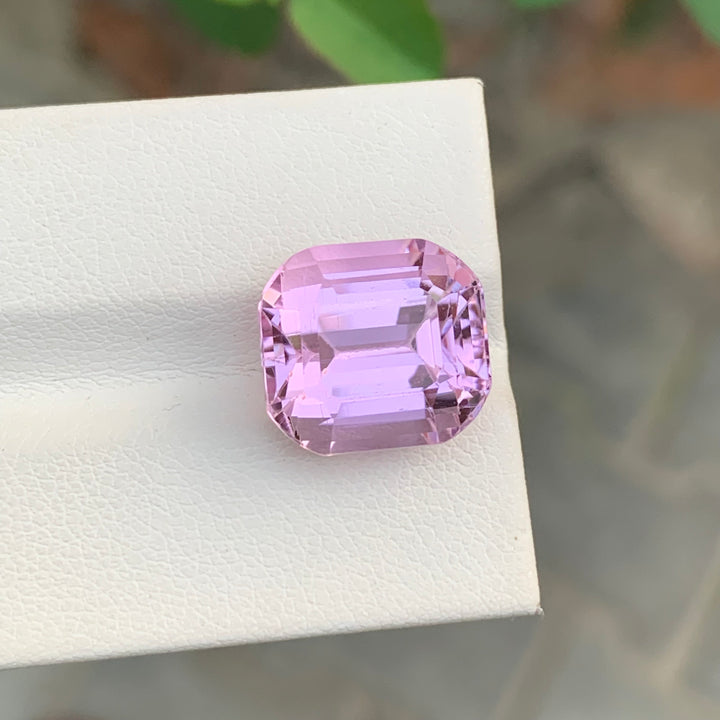 12.85 Carats Cushion Shape Loose Kunzite