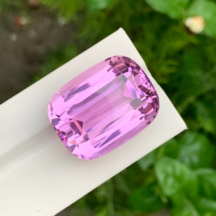 90.35 Carats Lovely Loose Cushion Shape Kunzite