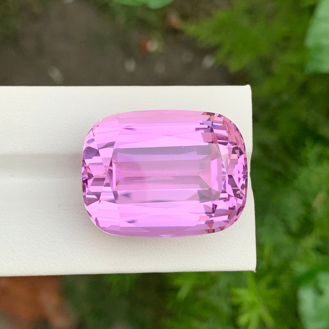 90.35 Carats Lovely Loose Cushion Shape Kunzite