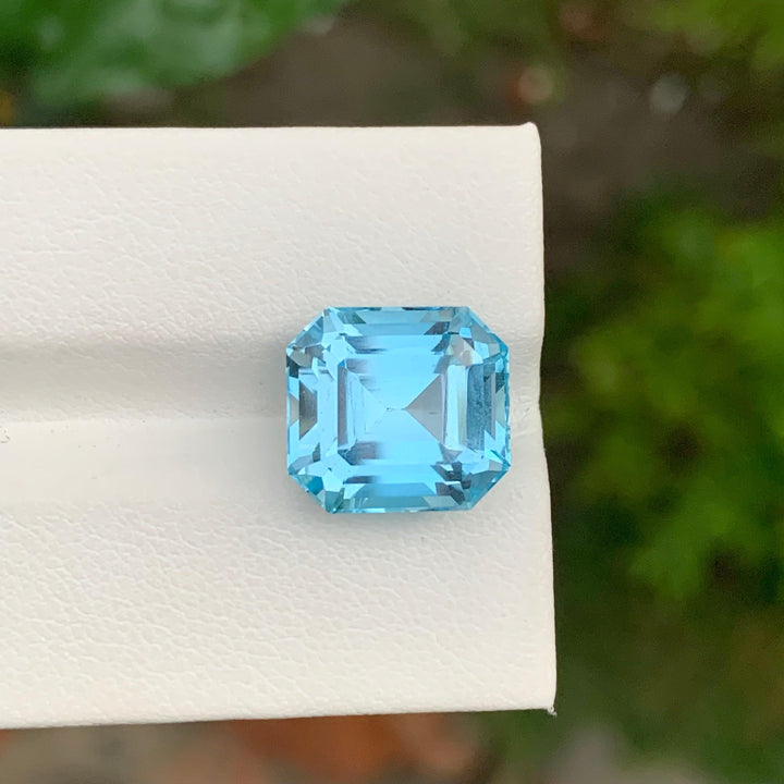 11.55 Carats Loose Emerald Shape Sky Blue Topaz