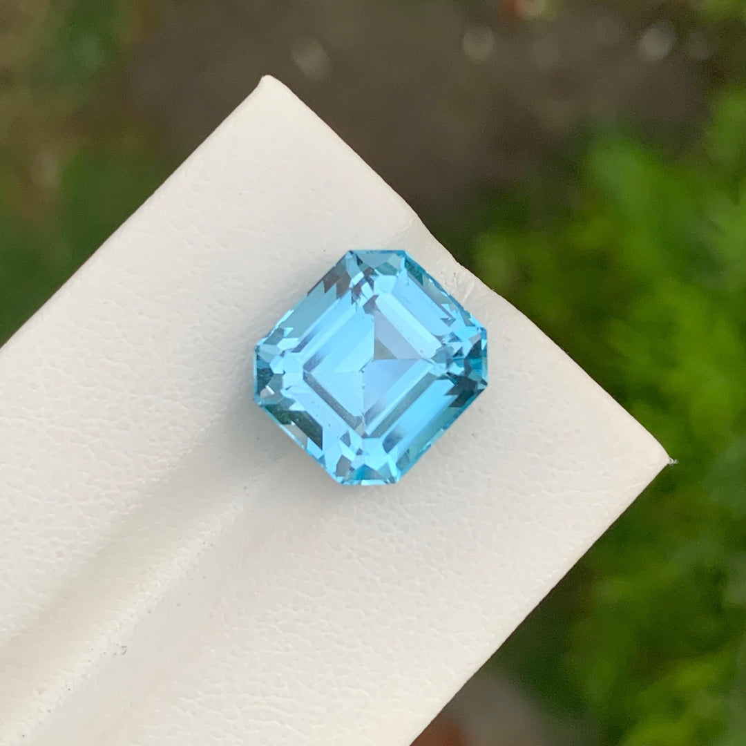 11.55 Carats Loose Emerald Shape Sky Blue Topaz