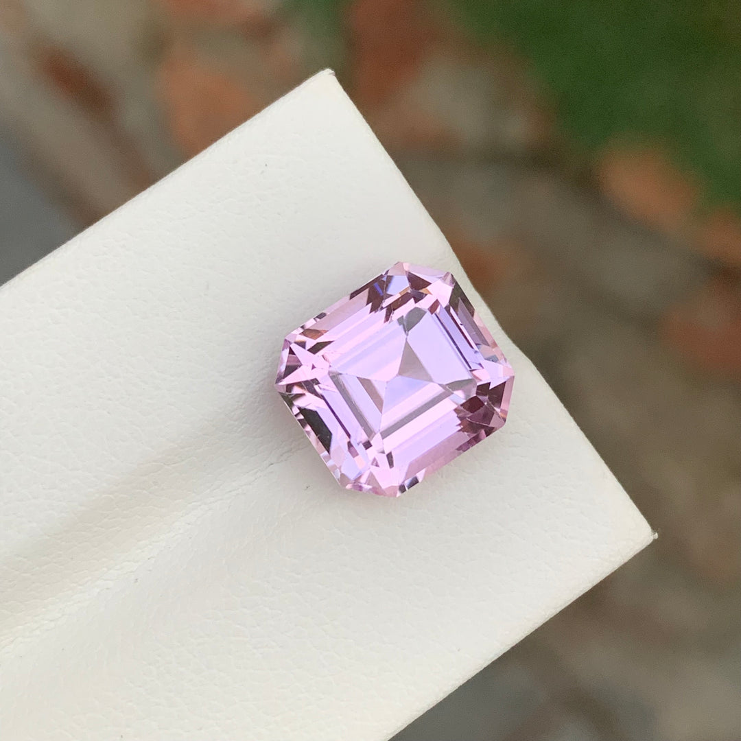 8.70 Carats Faceted Ascher Cut Pink Kunzite