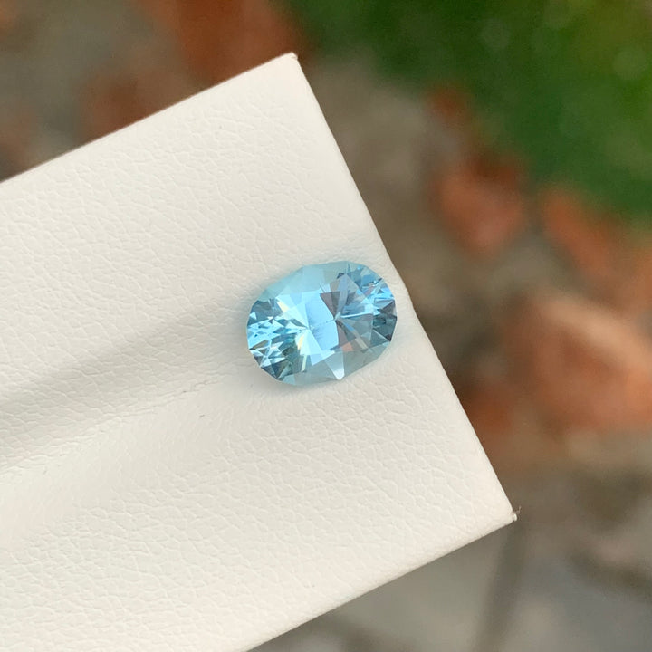 2.80 Carats Loose Oval Shape Sky Blue Topaz