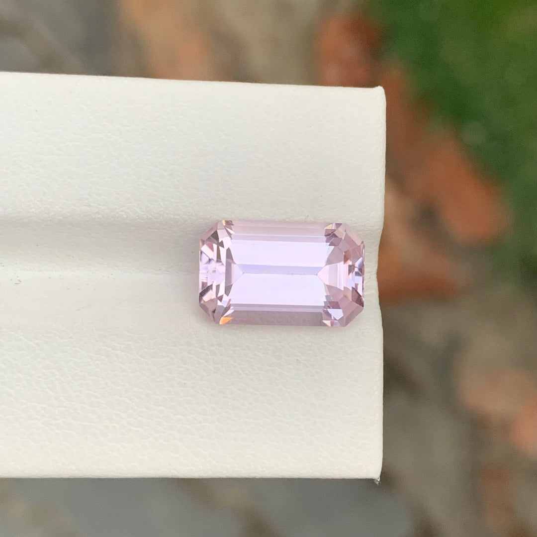 7.65 Carats Faceted Emerald Cut Baby Pink Kunzite