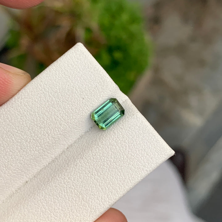Fascinating 1.00 Carats Natural Loose Emerald Shape Green Tourmaline Gemstone