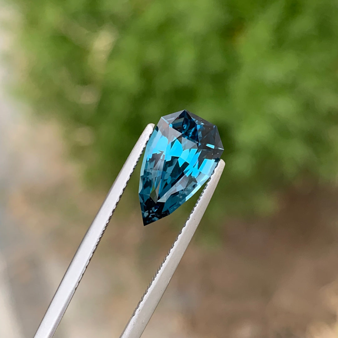 4.05 Carats Tremendous Loose Tear Shape London Blue Topaz