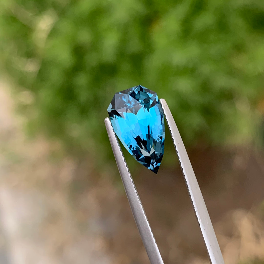 4.05 Carats Tremendous Loose Tear Shape London Blue Topaz