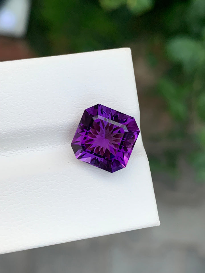 5.75 Carats Loose Amethyst Flower Cut Gemstone