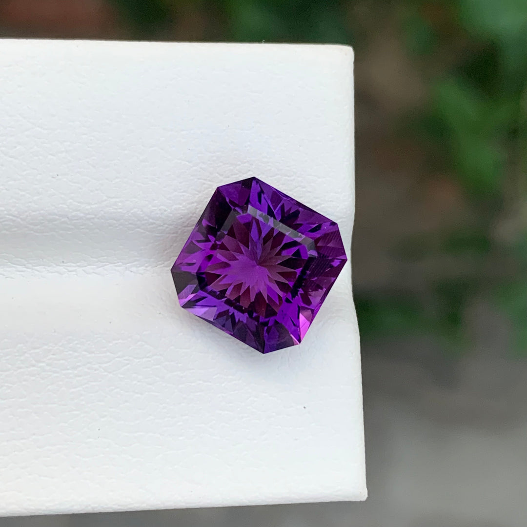 5.75 Carats Loose Amethyst Flower Cut Gemstone