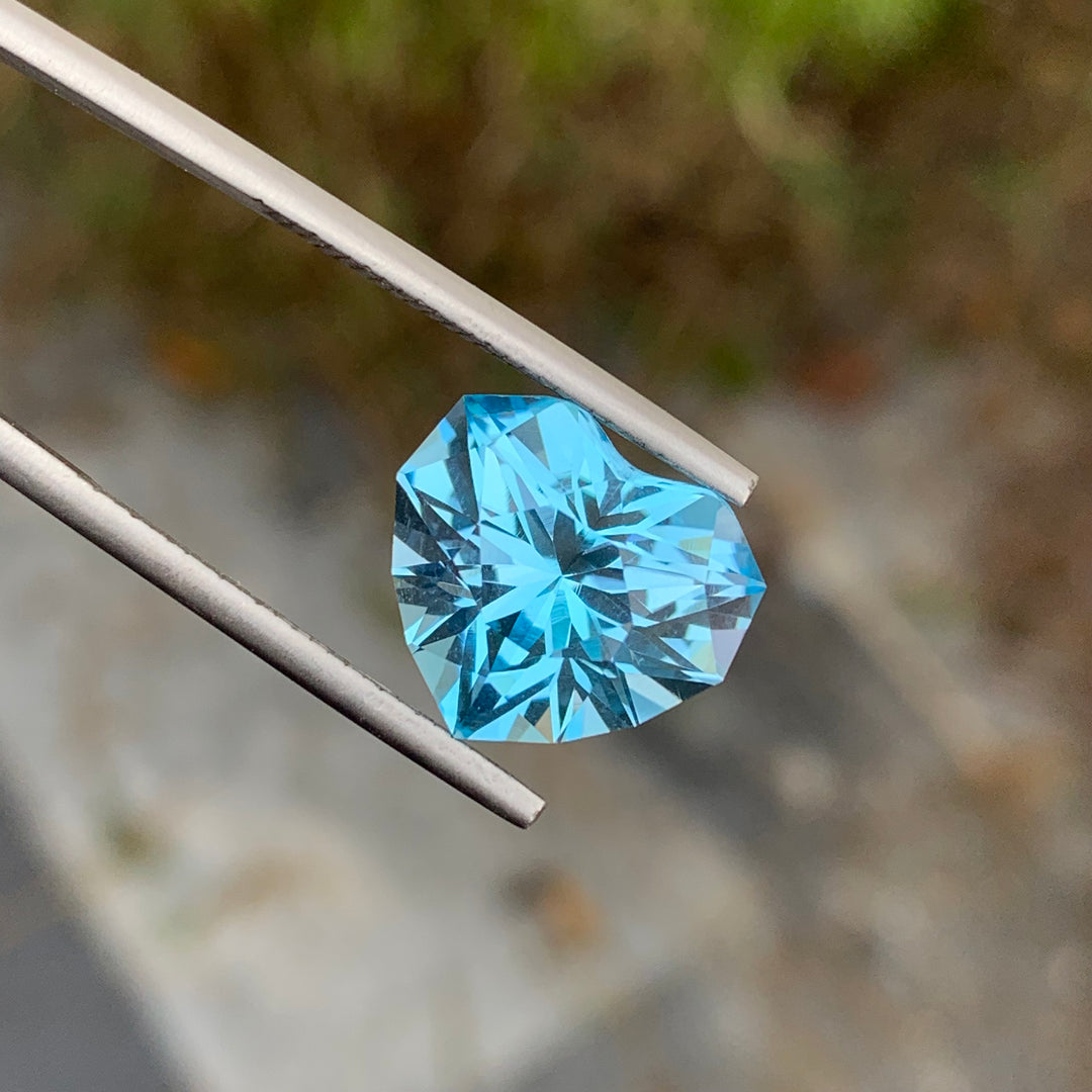 sky blue topaz