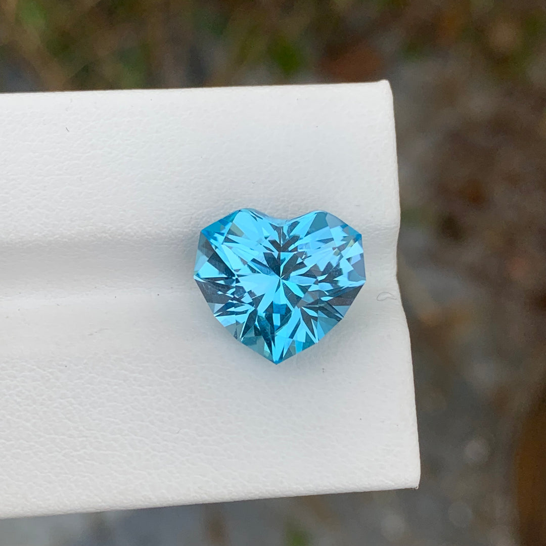 sky blue topaz