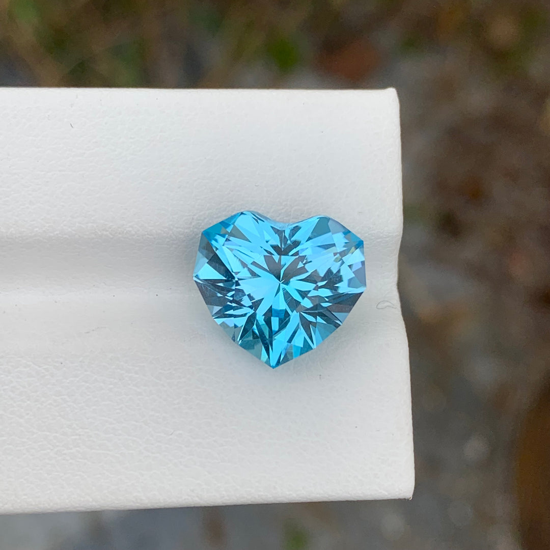 sky blue topaz