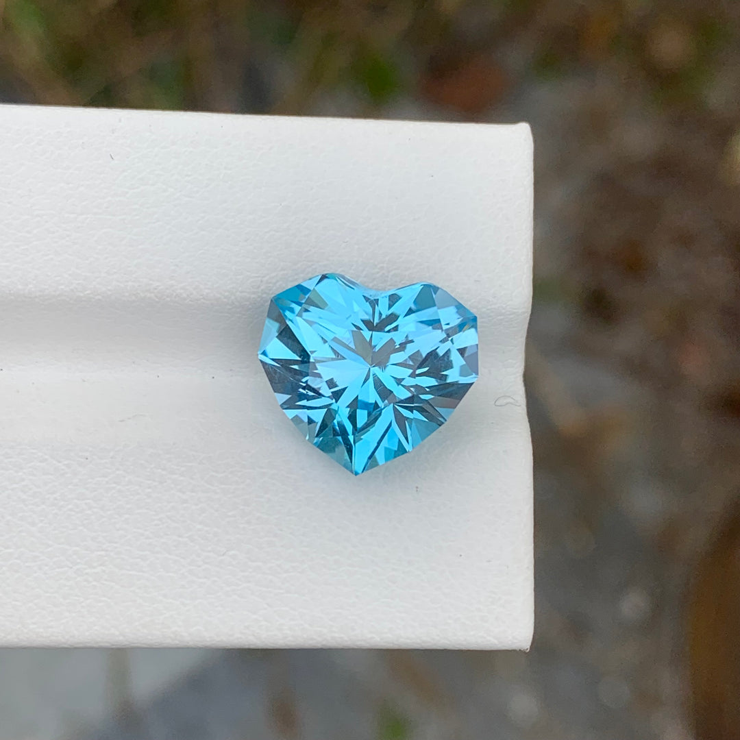 sky blue topaz