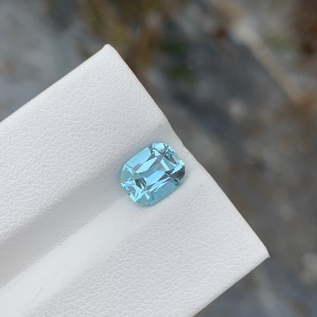 loose aquamarine