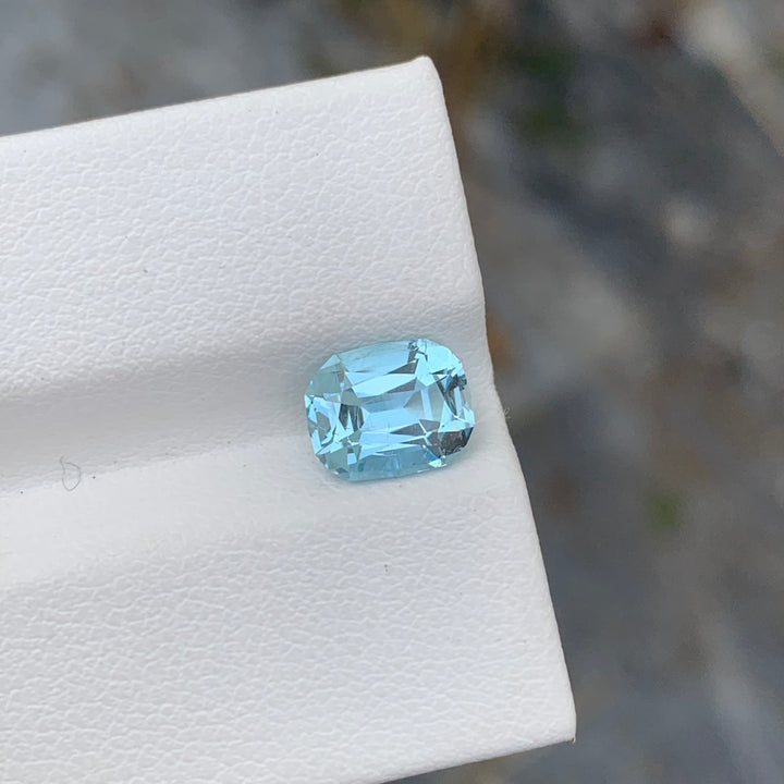 loose aquamarine