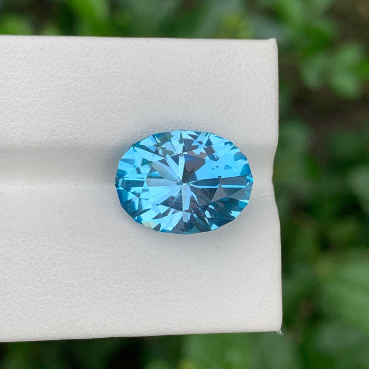 10.65 Carats Faceted Oval Shape Sky Blue Topaz