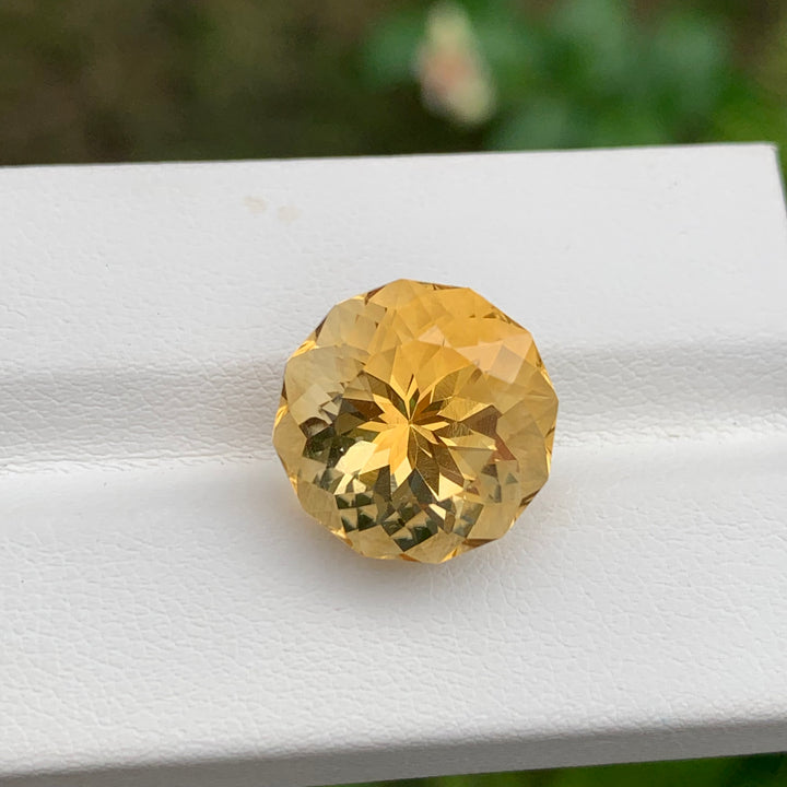 11.95 Carats Loose Round Flower Cut Yellow Citrine