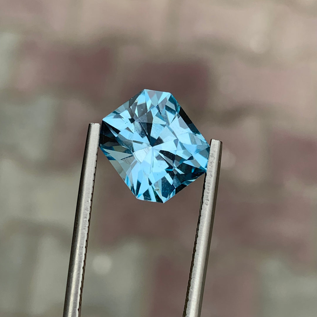 6.70 Carats Loose Emerald Shape Sky Blue Topaz