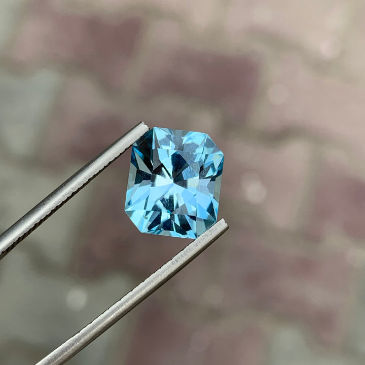 6.70 Carats Loose Emerald Shape Sky Blue Topaz