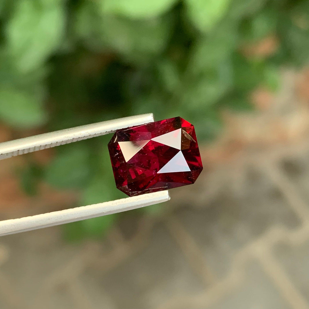 6.50 Carats Loose Rhodolite Garnet Emerald Shape