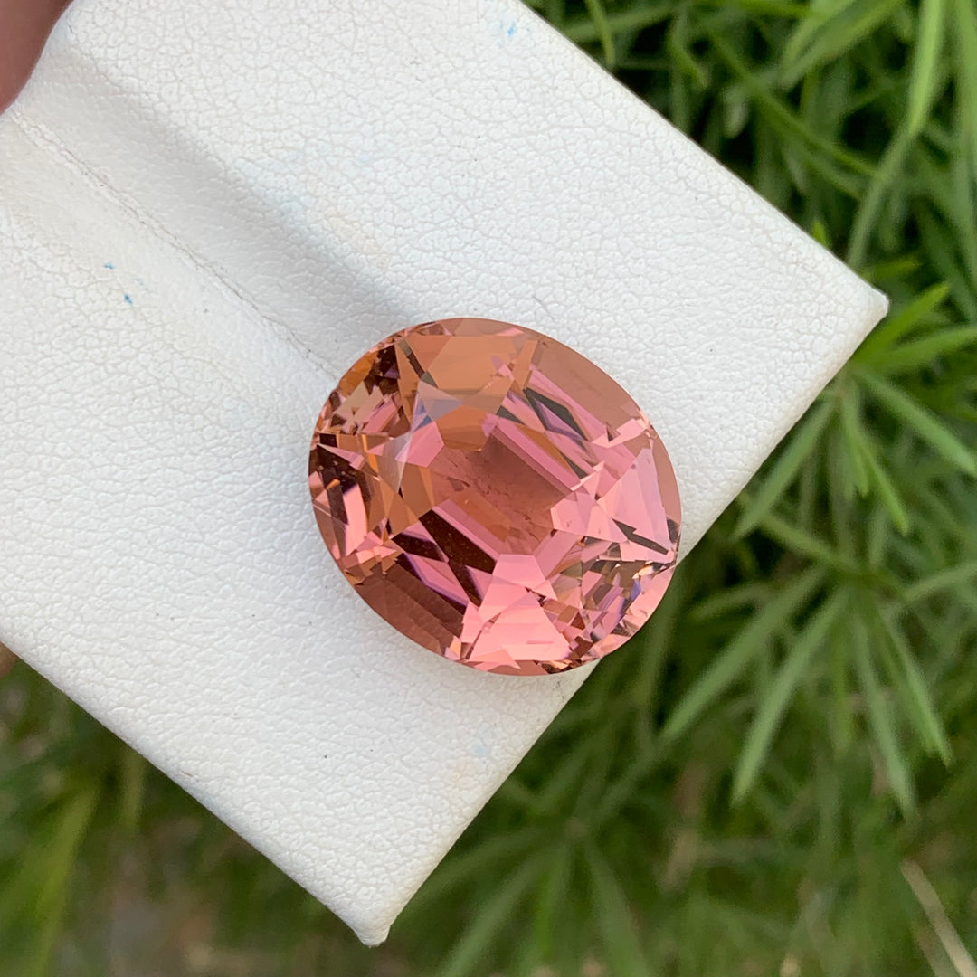 21.40 Carats Elegant Loose Oval Shape Peach Pink Tourmaline Gemstone