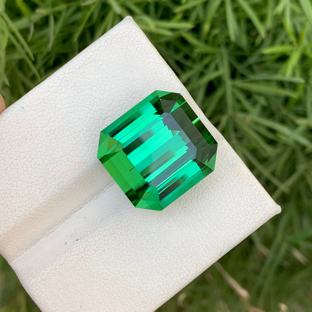 Pleasing 29.90 Carats Loose Emerald Shape Green Tourmaline Gemstone