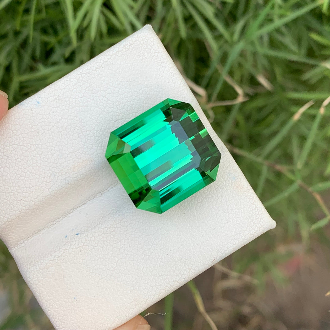 Pleasing 29.90 Carats Loose Emerald Shape Green Tourmaline Gemstone