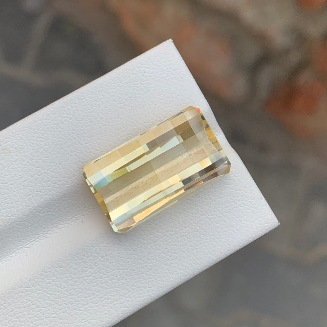 16.85 Carats Loose Smith Bar Cut Citrine