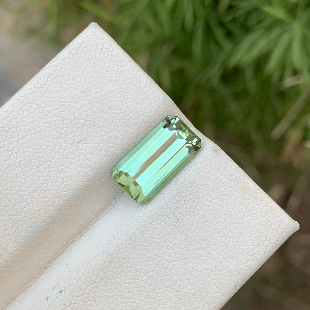 3.90 Carats Lovely Loose Emerald Shape Mint Tourmaline Gemstone