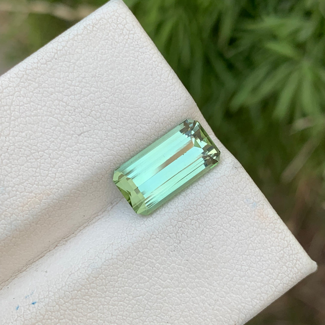 3.90 Carats Lovely Loose Emerald Shape Mint Tourmaline Gemstone
