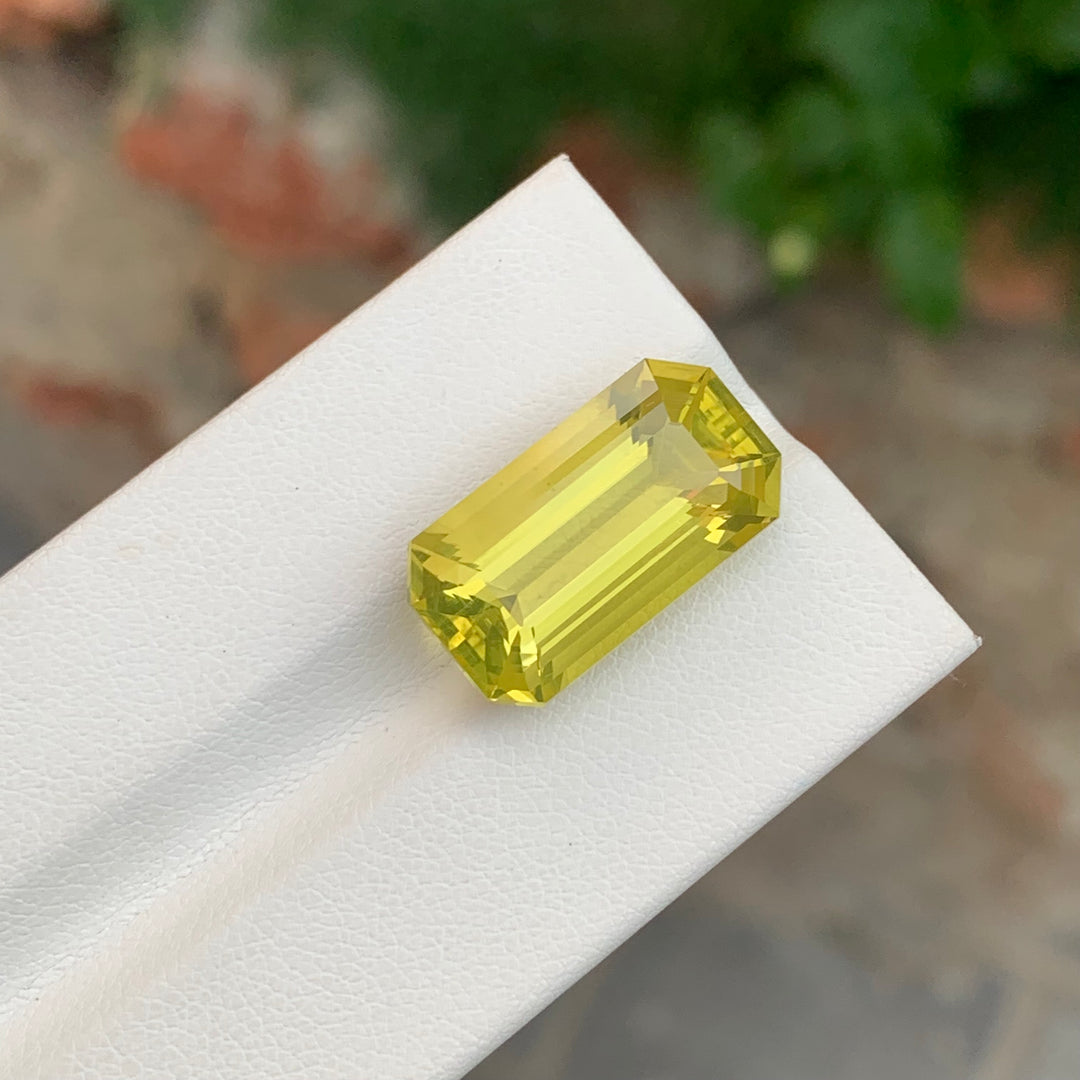 12.85 Carats Faceted Emerald Shape Lemon Quartz