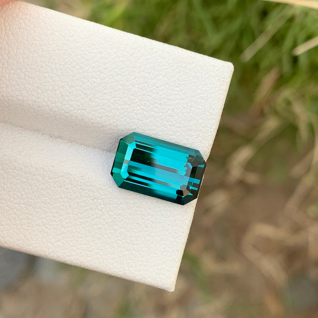 4.55 Carats Glamorous Loose Emerald Shape Indicolite Gemstone