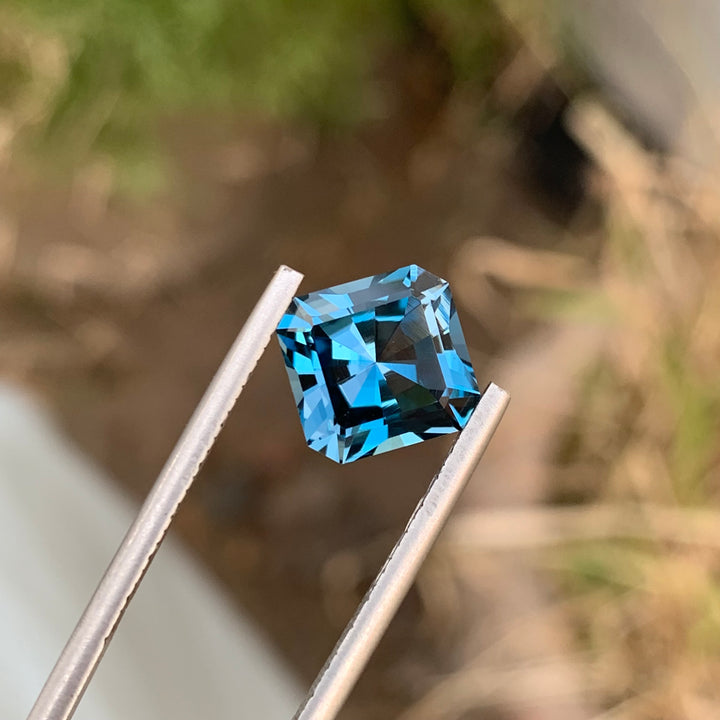 Mesmerizing 4.15 Carats Loose Fancy Cut London Blue Topaz Gemstone