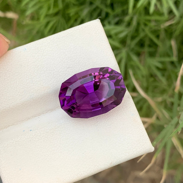 15.80 Carats Beautiful Faceted Oval Shape Amethyst Gemstone