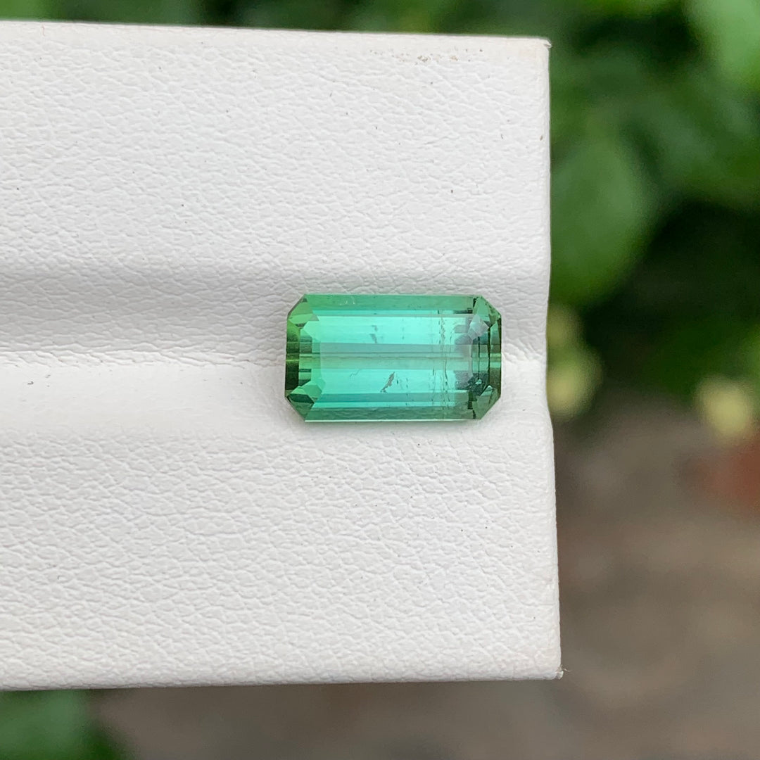 3.85 Carats Faceted Emerald Green Seafoam Tourmaline