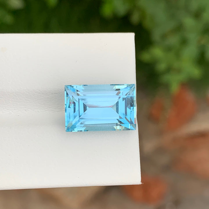 sky blue topaz