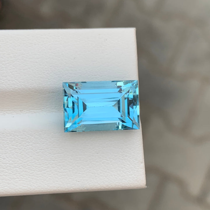 sky blue topaz