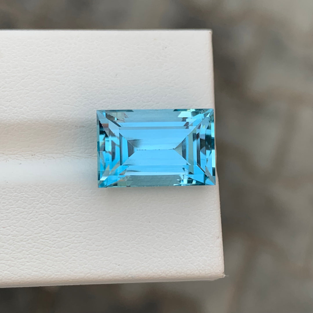 sky blue topaz