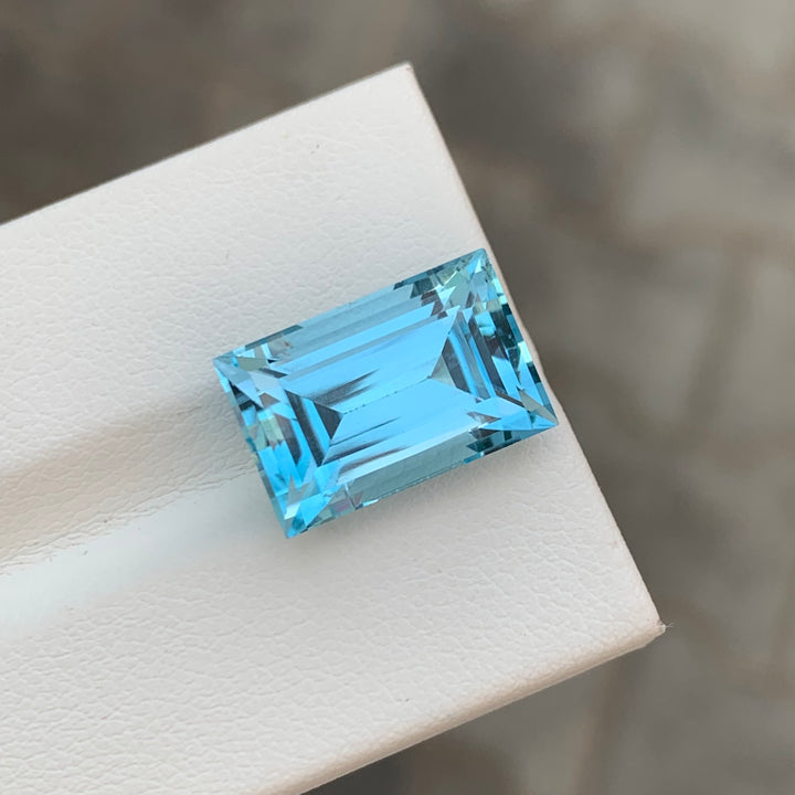 sky blue topaz