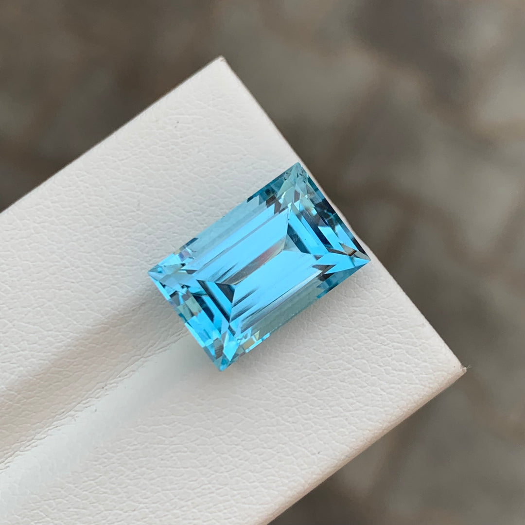 sky blue topaz