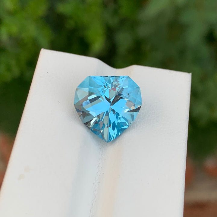 sky blue topaz