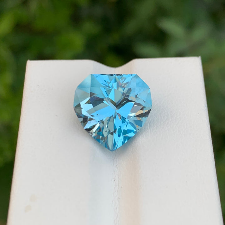 sky blue topaz