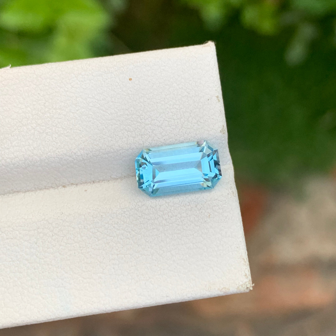 sky blue topaz