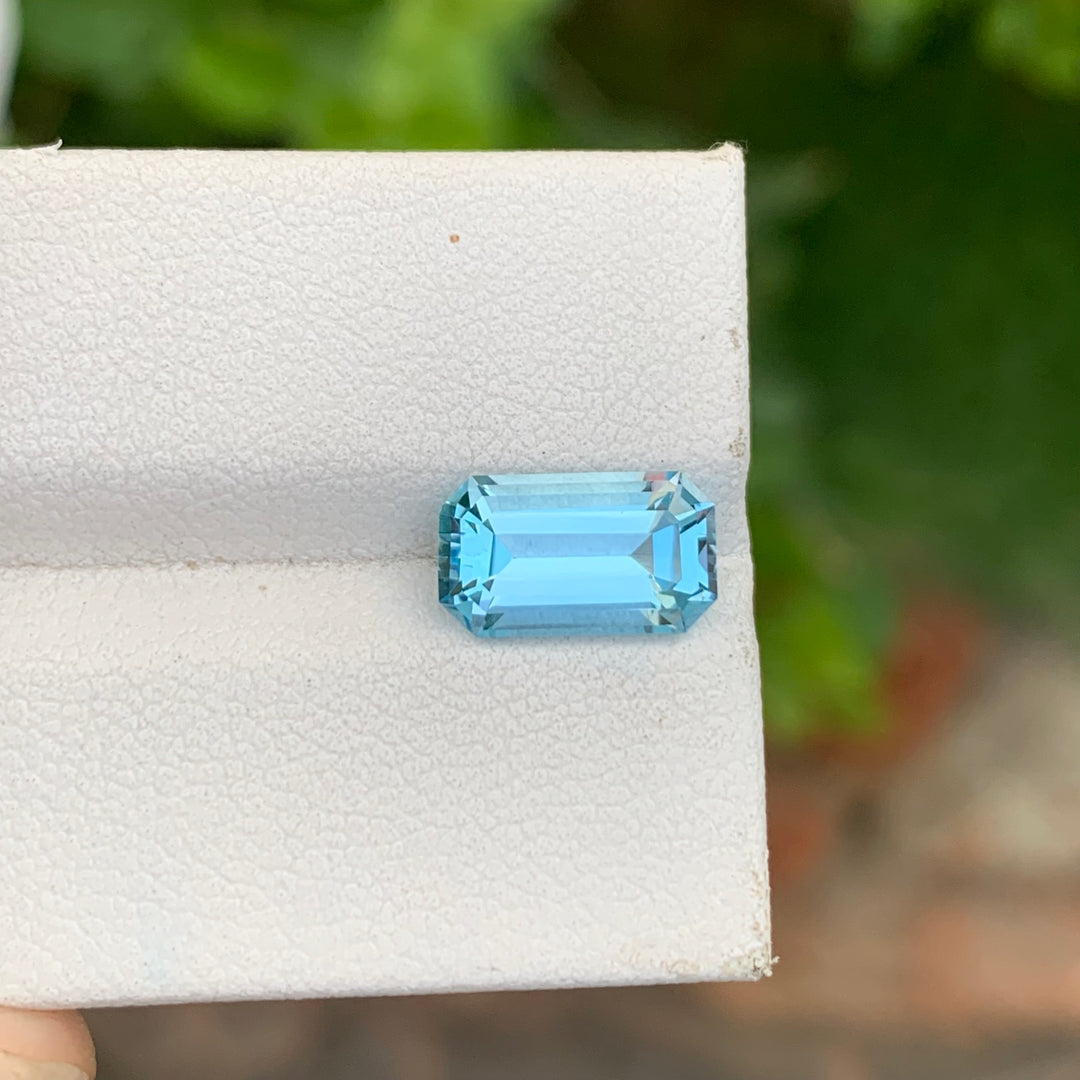 sky blue topaz