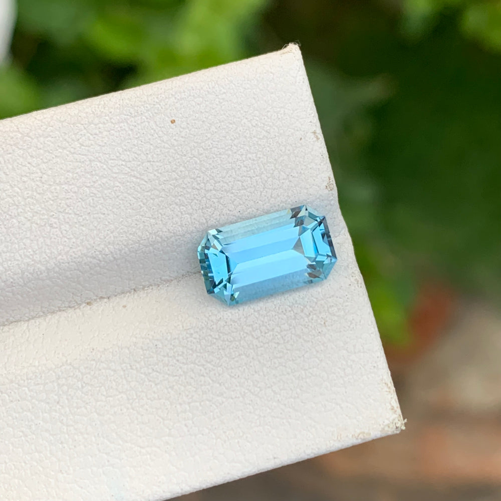 sky blue topaz