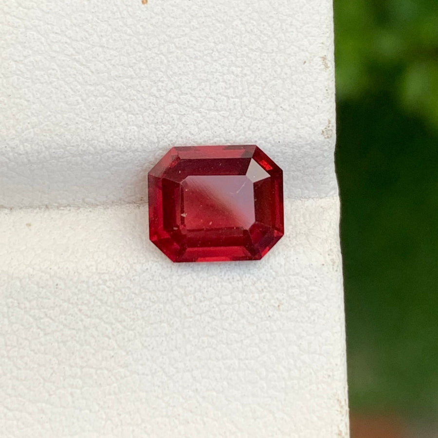 loose garnet