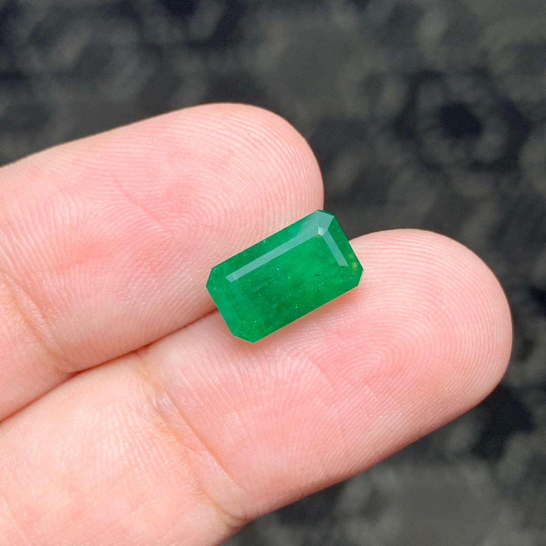 Faceted Swat Emerald